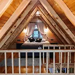 Aurora Suit Bungalov