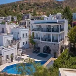 Noa Suite Hotel Only Adult
