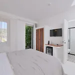 Peremere Alacati Otel