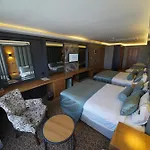 Green Prusa Hotel