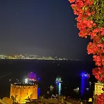 Seaview Castle House