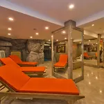 Glorious Hotel