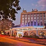 Duendar Hotel