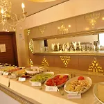 Grand Anzac Hotel