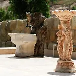Melis Cave Hotel