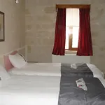 Jerveni Cave Hotel