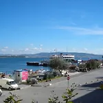 Tj\'S Hotel
