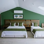 West House Exclusive Hotel