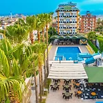 De Mare Family Hotel