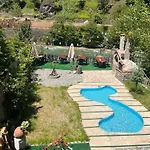 Afara Bungalows Otel & Cafe