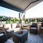 Bonne Sante Hotel