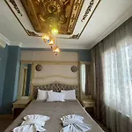 Optimist Hotel