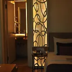 Wes Hotel