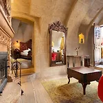 Elysion Cave Suites