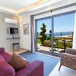 Lobelya Suites