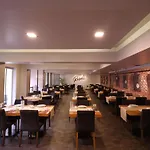 Sennacity Hotel