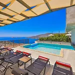 Eco Villa Skylight