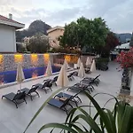 Tonoz Beach Hotel