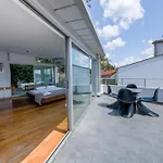 Maison Detroit Iconic 3Br Triplex With Great Views