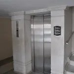 Almena Hotel