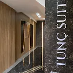 Tunc Suite Luxury House