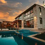 Villa Sunrise
