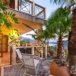 Kalkan Apartment With Bay Views
