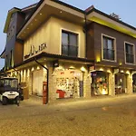 Resa Hotel Goecek