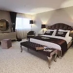 Nevali Hotel & Convention Center