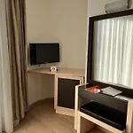 Golden Lotus Hotel