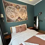 Waterfront Villa By The Tram - Private Terrace With Dome & Golden Horn View In Fatih