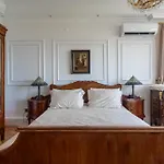 Epic Escape Homes