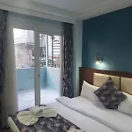 Aristocrat Hotel