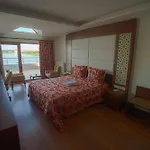 Sea Golden Hotel