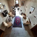 Hikmet\'S House