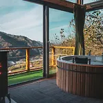 Pavri Suit Bungalov