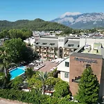 Ambassador Hotel & Spa