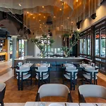 Venn Boutique Hotel