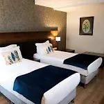 Rhiss Hotel Bostanci