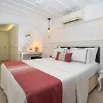 Siyah Lale Cunda 1841 (Adults Only)