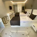 Park Milano Hotel