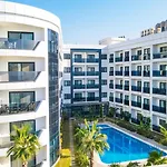 Seasight Suites