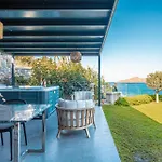 Cimentepe Residence Deluxe 2 - Villa With Jacuzzi In Yalikavak