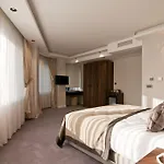 Valide Residence