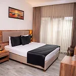 Mari Suites Hotel