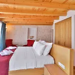 Atalante Hotel