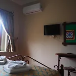 Nomads Cave Hotel & Rooftop