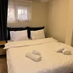 Roj Suite