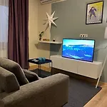 Roj Suite