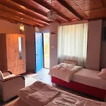Oez Butik Otel Antik Kent Myrleia